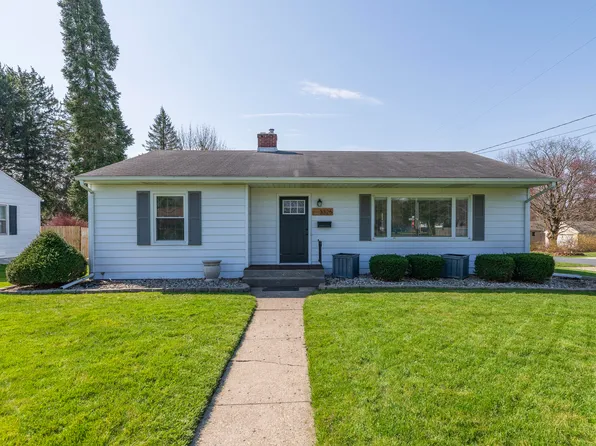 3325 Cranbrook Ave, Kalamazoo, MI 49006
