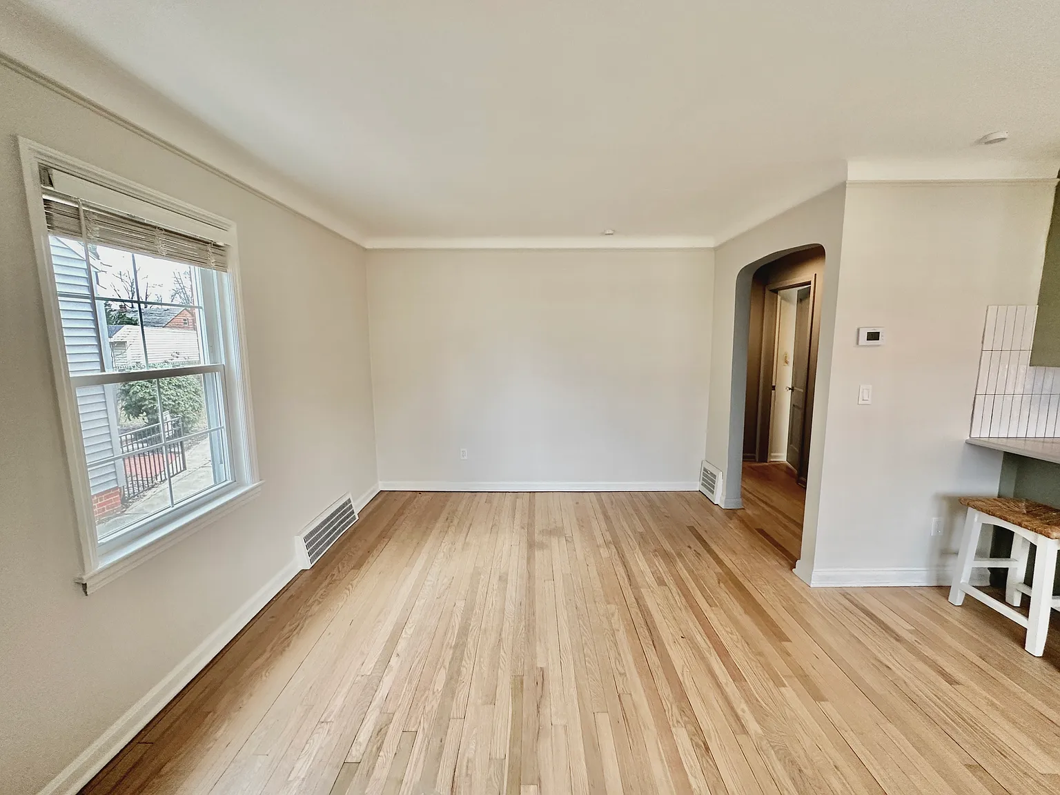 526 Huntmere Dr — Photo 4