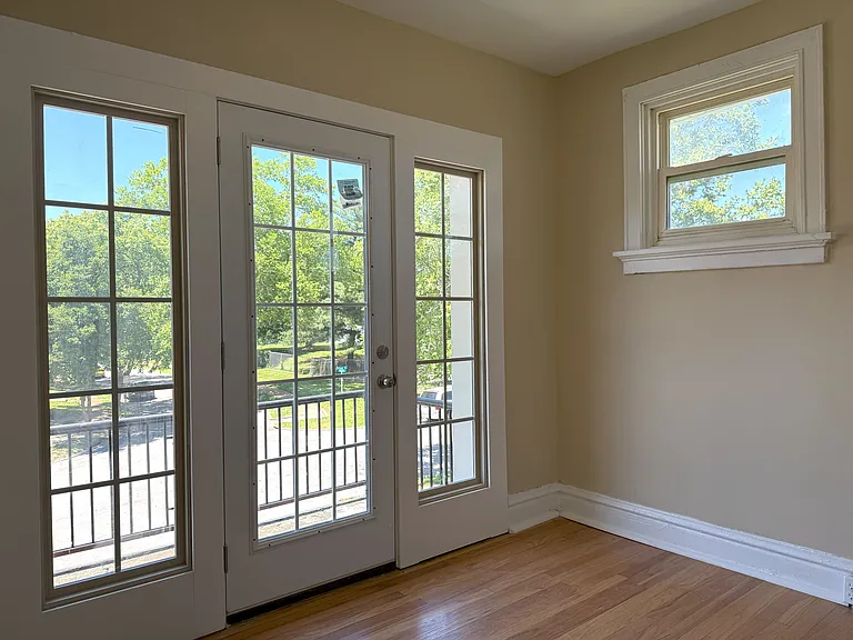 920 Eastgate Ave #2N — Photo 4