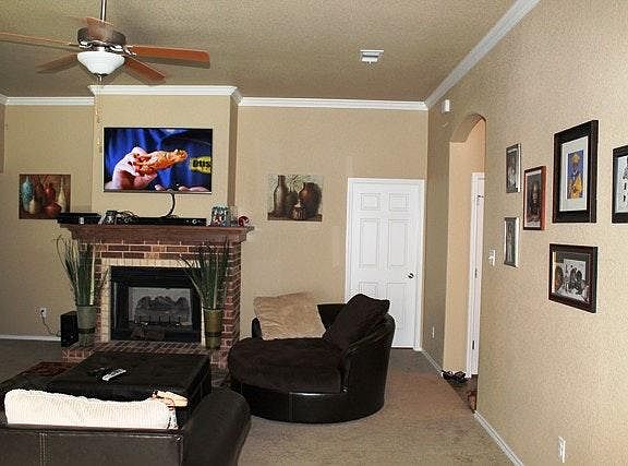 5th image of 2101 Golden Eagle Dr