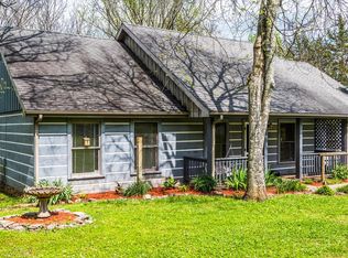 10523 E Lyon Rd, Readyville, TN 37149