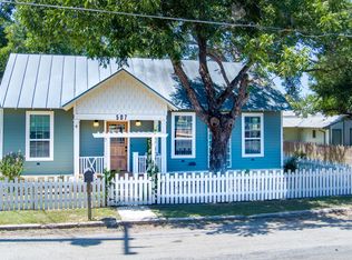 507 High St, Comfort, TX 78013