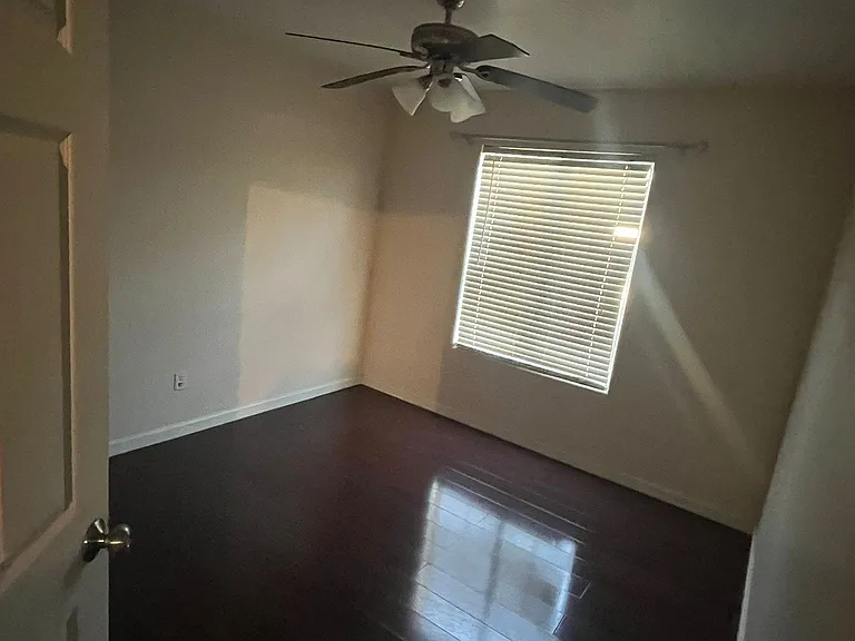 3809 Amur Maple Dr — Photo 3