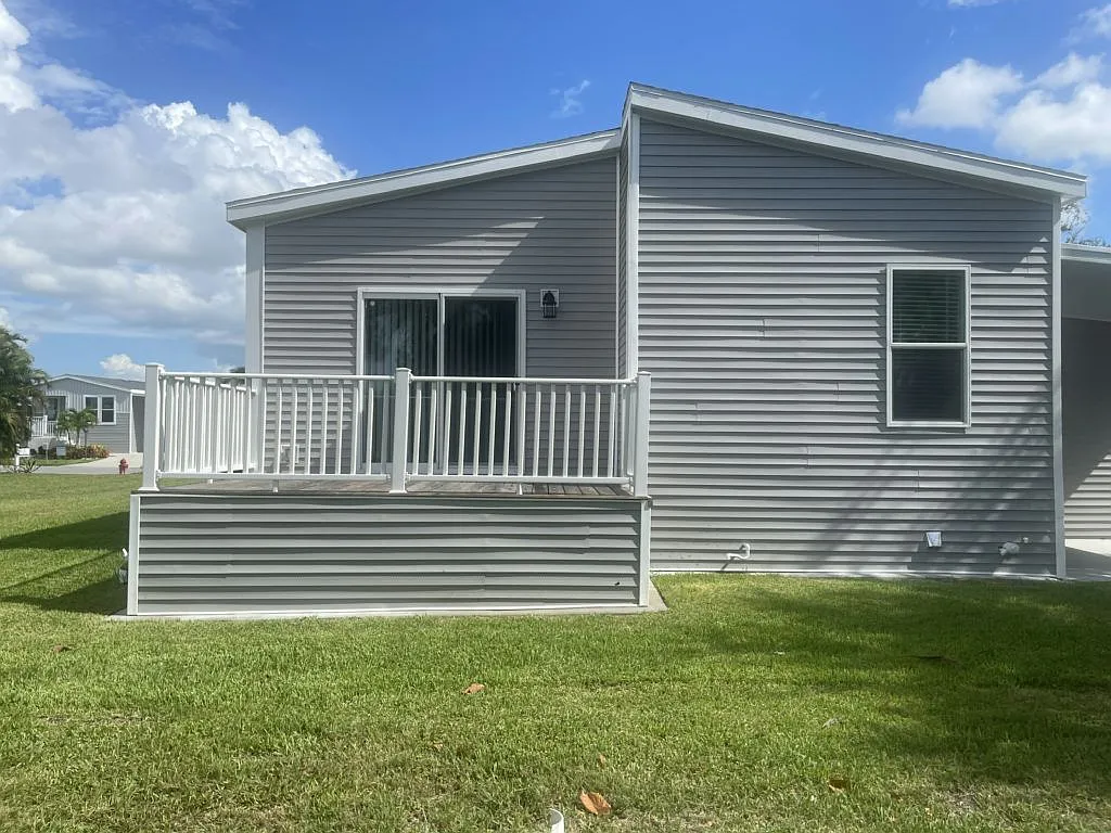 3 bed, 2.0 bath, 3360 sqft, $1,950 — Photo 3