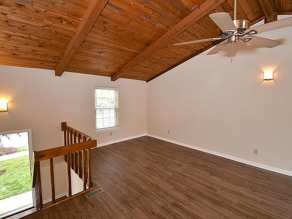 4th image of 583 El Paseo Pl