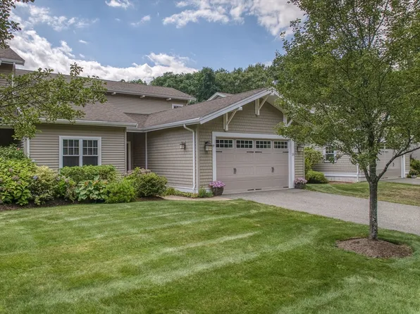 16 Walden Way Unit 16, Milford, MA 01757