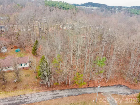 139 River Bank Rd, Statesville, NC 28625