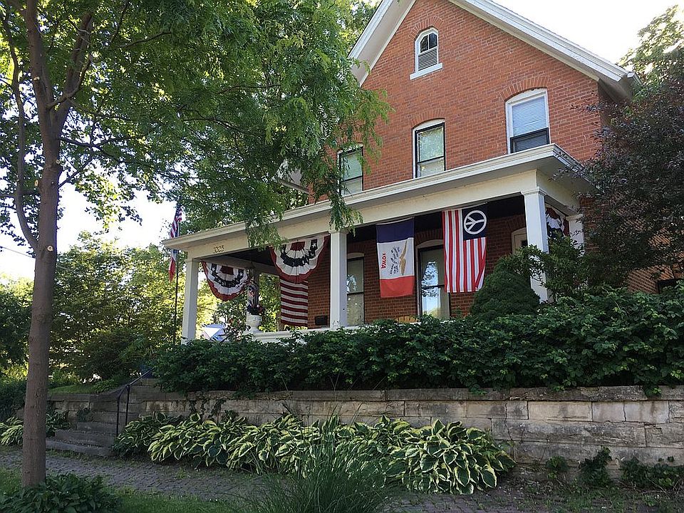 2nd image of 1003 N 6th St