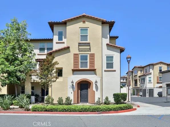 17554 Waterfall Ct, Fountain Valley, CA 92708