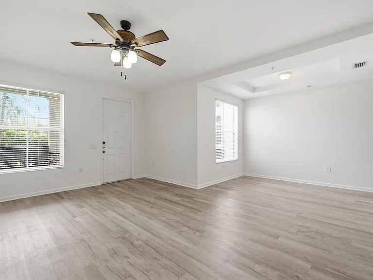 4501 Mimosa Ter — Photo 15