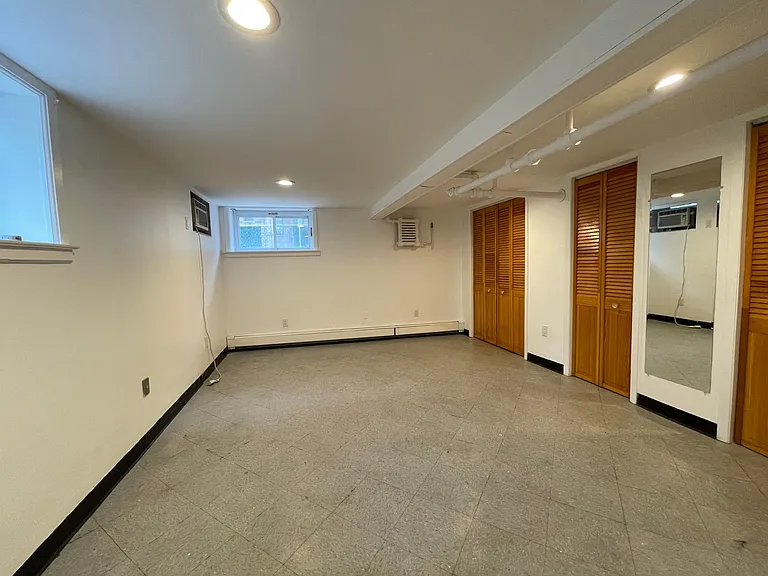 2909 Saint Theresa Ave #BASEMENT — Photo 9