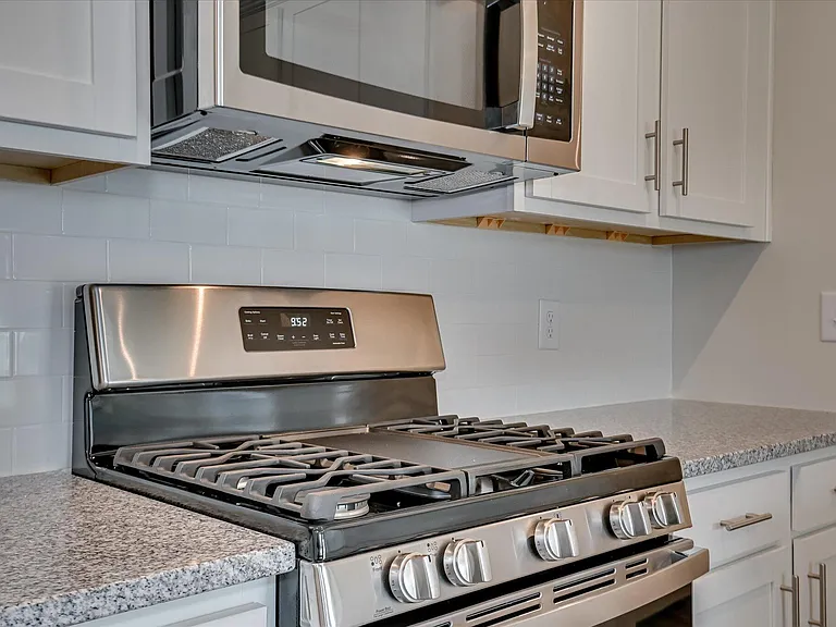 2015 Saylor Ln — Photo 25
