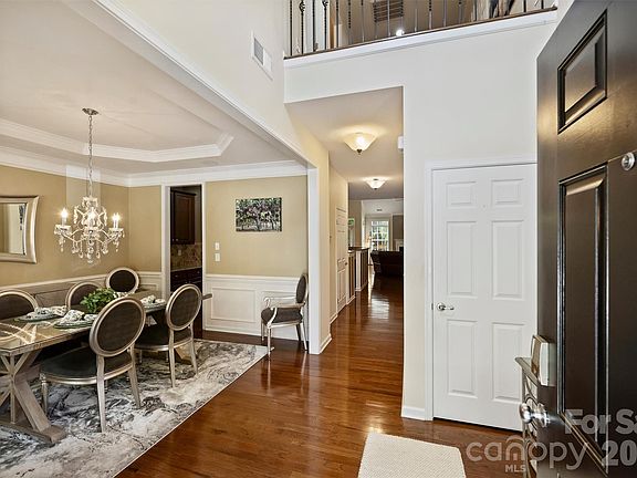 3rd image of 1914 Colony Line Ct