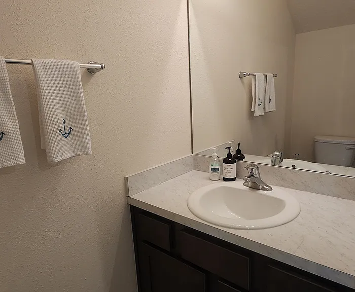 37 Temple Dr — Photo 13