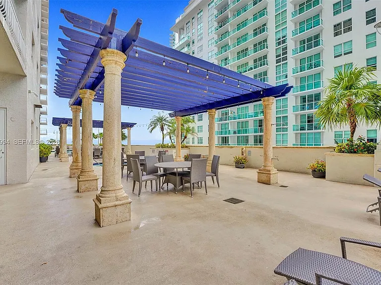 1200 Brickell Bay Dr #1910 — Photo 17