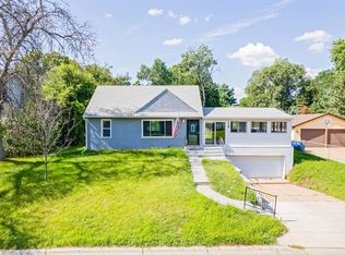 19 East Rd, Circle Pines, MN 55014