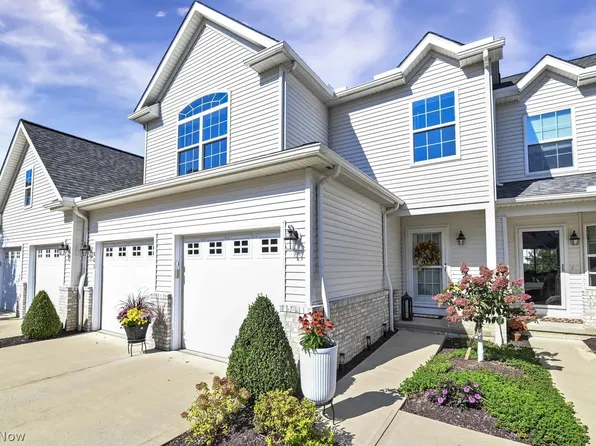 803 Wildberry Cir, Avon Lake, OH 44012
