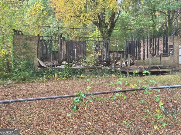 8265 Attleboro Dr, Jonesboro, GA 30238