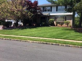 5 Thrush Mews, North Brunswick, NJ 08902
