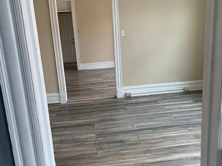818 N 11th St #2 — Photo 4