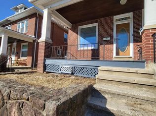 2125 Fairview St, Reading, PA 19609