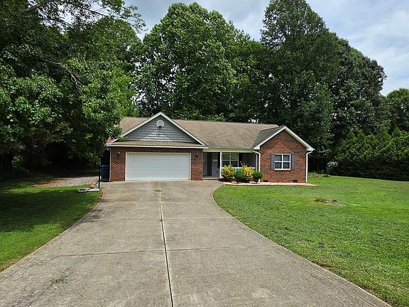 2nd image of 3402 Danial St