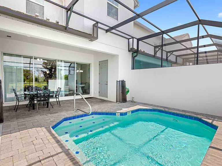 154 Captiva Dr — Photo 26
