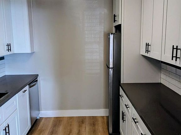 4th image of 1000 E 1st St #1008