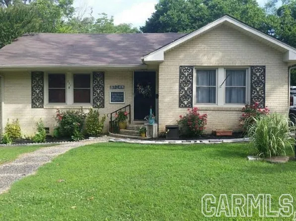 271 E Pine St, Batesville, AR 72501