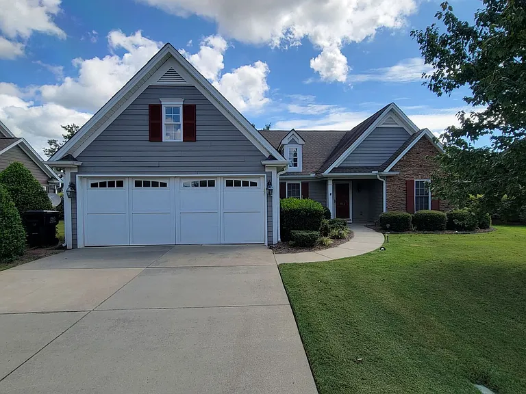 104 Stone Cottage Dr — Photo 1