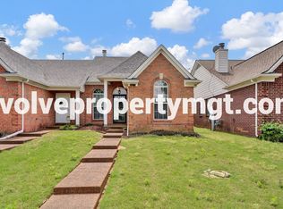 6875 Manslick Rd, Cordova, TN 38018