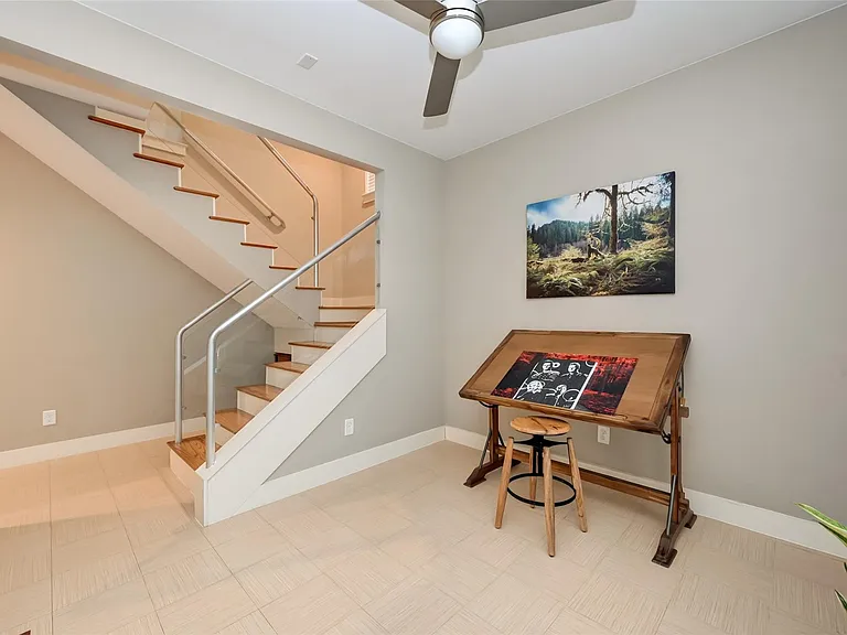 1537 Malone St — Photo 4