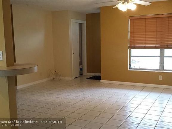 4th image of 4280 NW 1st Ter #0