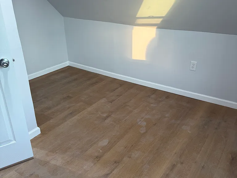 158 Pierre Ave #2 — Photo 5