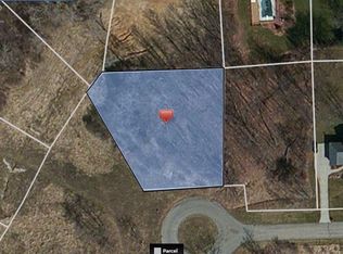 3346 Weathered Wood Ct, Fenton, MI 48430