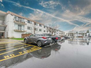 7280 Lindsay Rd #201, Richmond, BC V7C2P5