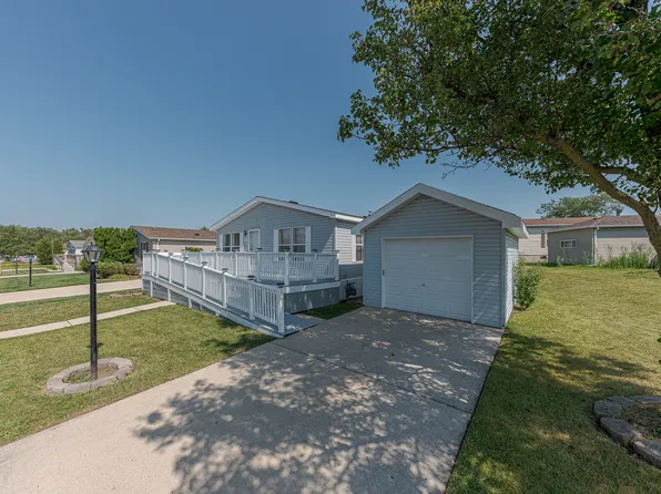 22733 S Olympia Dr, Frankfort, IL 60423