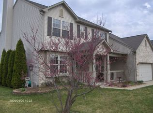 5669 Gainesway Dr, Greenwood, IN 46142