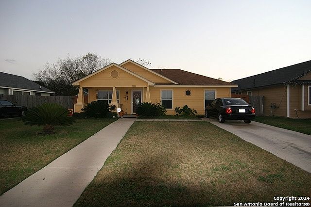1st image of 3006 Lancrest Dr