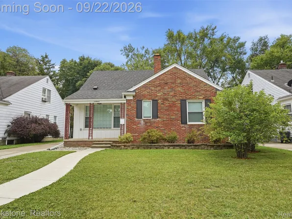 14085 Lincoln St, Oak Park, MI 48237