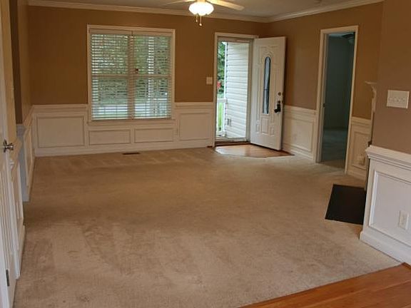 3rd image of 7886 Womack Dr
