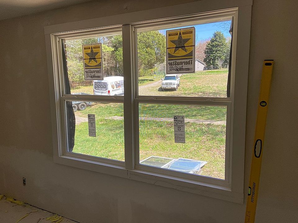 2nd image of 1101 Britton Springs Rd