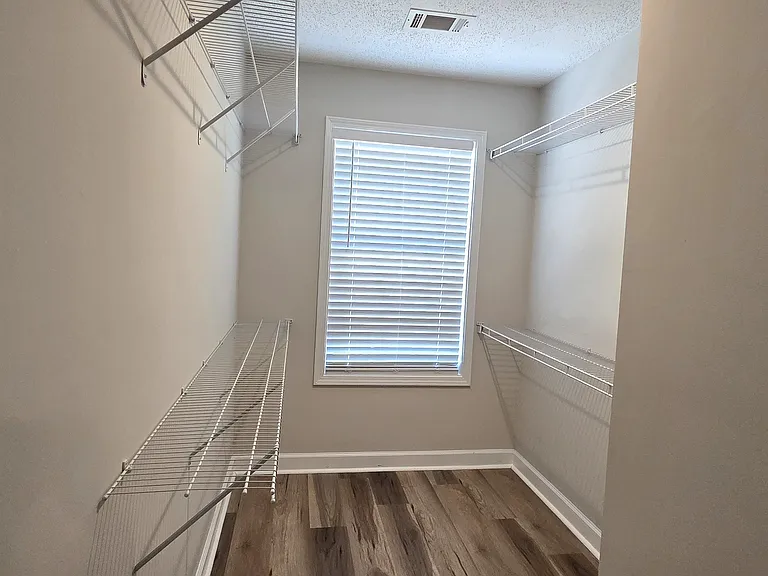 171 Laurel Oaks Ln — Photo 26