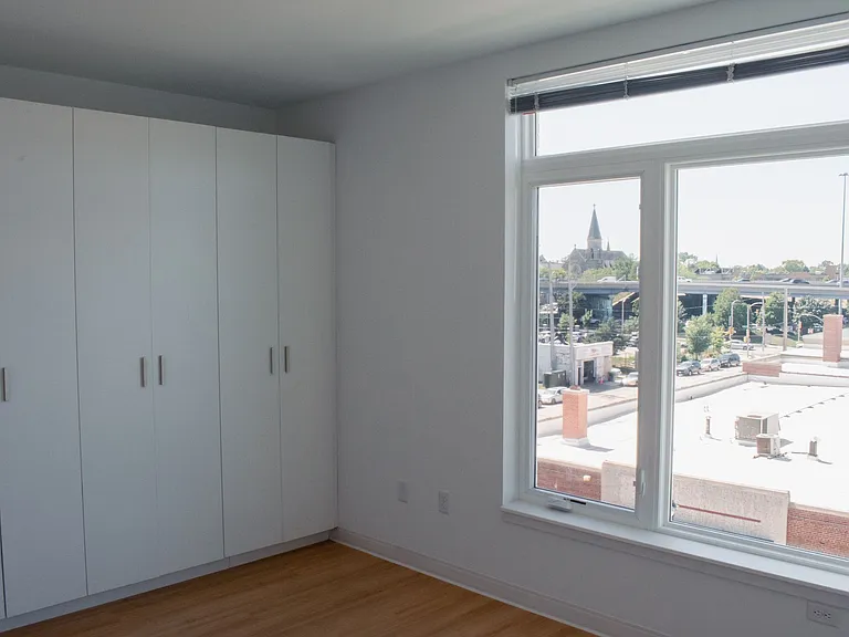 Element Apartments — Photo 27