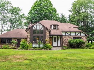 6860 Woodland Dr N, Great Valley, NY 14741