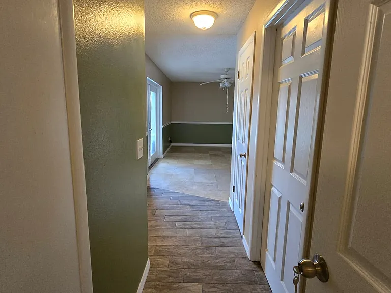 4412 Mesa Verde Dr #1 — Photo 21