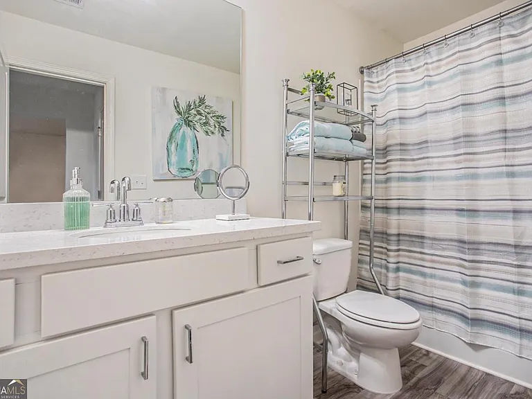 2414 Fitts Dr — Photo 22
