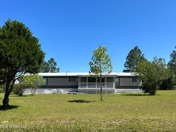 20 Breshears Rd, Lumberton, MS 39455