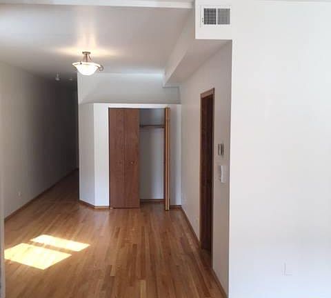 2nd image of 852 N Campbell Ave APT 1