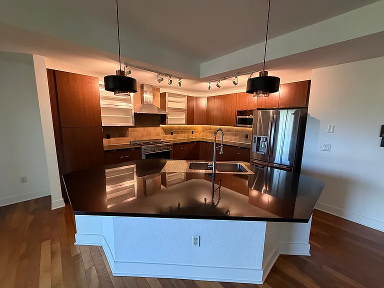 2240 N Clay St #409 — Photo 20